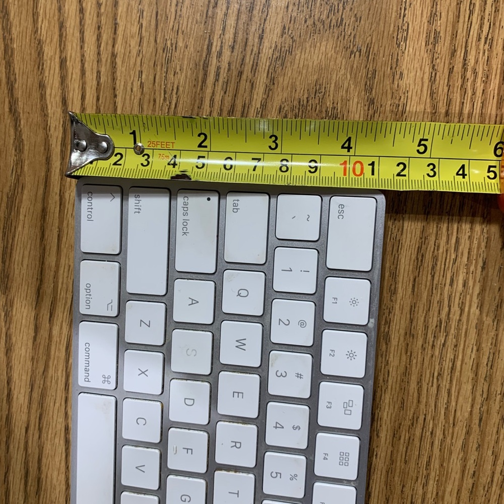 Apple Magic Keyboard with Numeric Keypad model A1843 ⌨️⌨️⌨️⌨️⌨️⌨️⌨️
